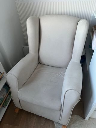 Sillón Balancín Orejero Beige