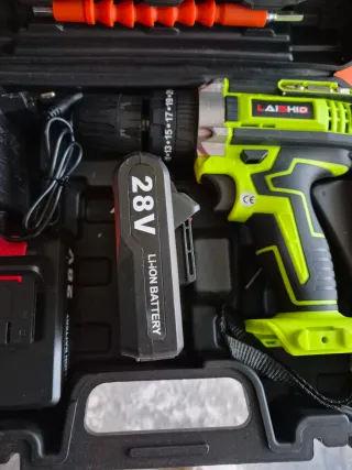 Taladro Percutor/Atornillador 28V