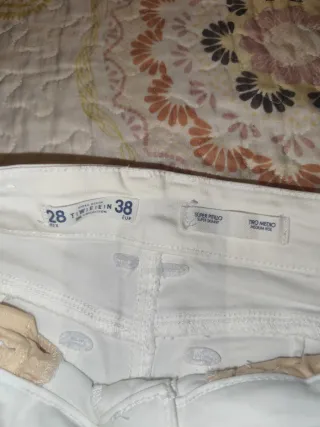 Pantalón vaquero blanco