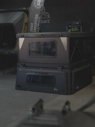 Dodo Expedition Canopy Hard Walls