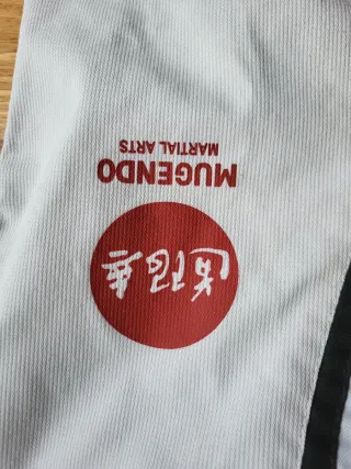 Kimono Mugendo Talla 120