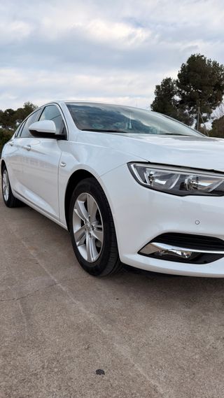 Opel insignia GRAN SPORT,Motor 1,6 CV 140,Diesel