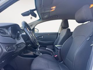 Kia Carens 1.6 GDi 99kW (135CV) Drive