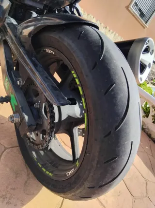 Kawasaki Z750 Naked 2007 con 47.305 km