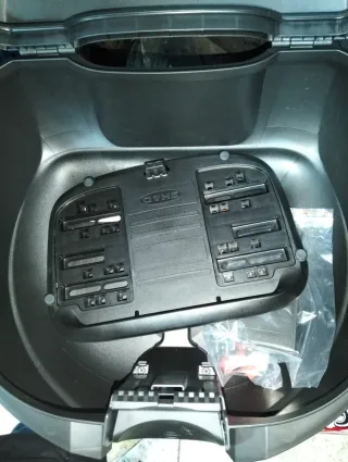 Baúl Shad 39L Moto Nuevo en Caja