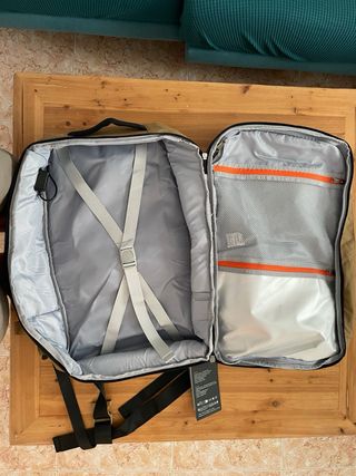 Mochila de viaje TOLACCEA marrón y naranja