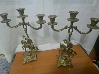 Candelabros Bronce Macizo con Jinetes
