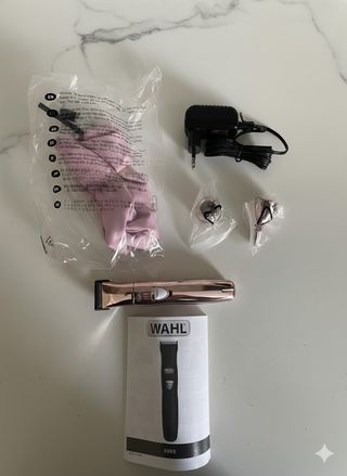 WAHL Rasoio Viso e Corpo Oro Rosa