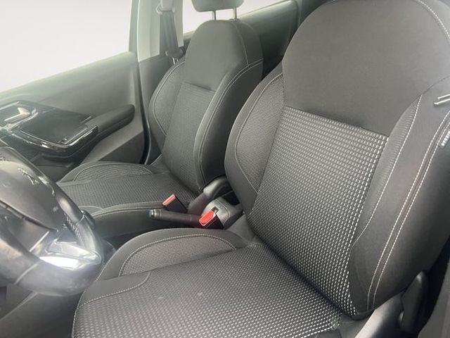 Peugeot 208 5P Tech Edition1.2L PureTech 60KW (82CV)