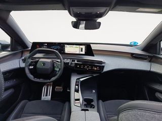 Peugeot e-3008 GT Eléctrico 157kW