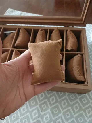 Scatola porta orologi in legno