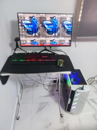 PC Gaming prácticamente nuevo