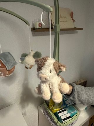 Móvil musical carrusel cuna Little Dutch farm