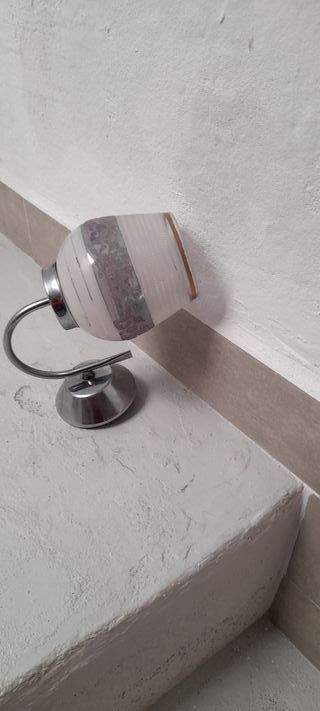 Lámpara de pared cristal y metal
