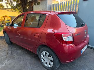 Dacia Sandero 2015