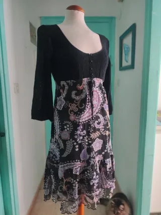 Vestido El Corte Inglés negro y morado