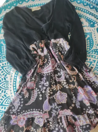 Vestido El Corte Inglés negro y morado