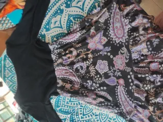 Vestido El Corte Inglés negro y morado