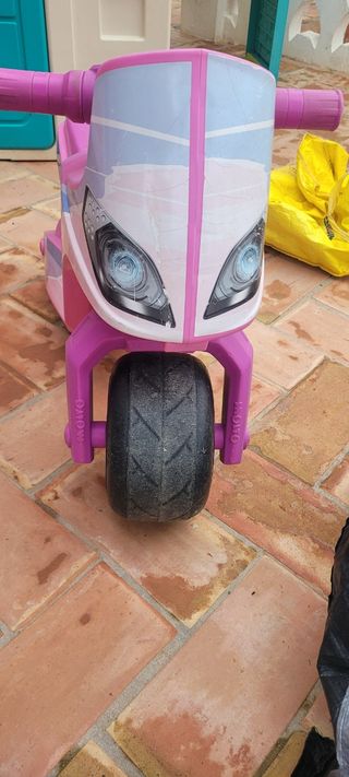 Columpio azul para niños 10€ Bici 10€   Motos 10€