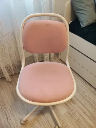 Silla de escritorio infantil rosa Ikea