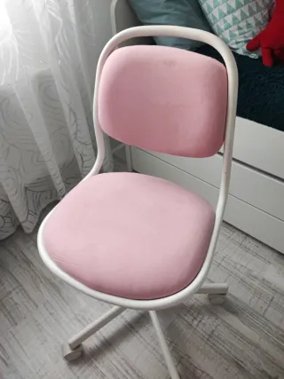 Silla de escritorio infantil rosa Ikea