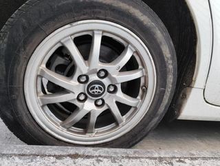 Llanta toyota 225535 4261147310 prius v 1.8 at (99