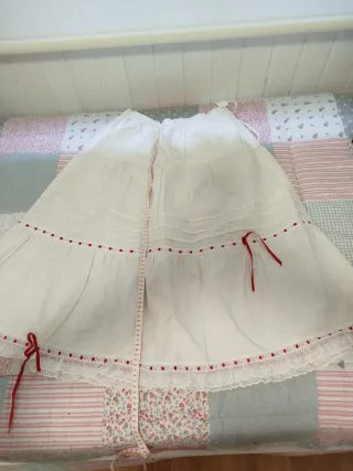 Falda regional niña blanca. Talla 8-10 años