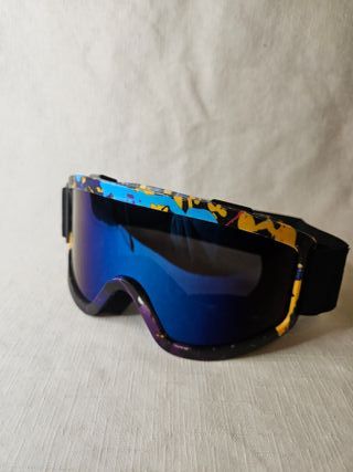 Gafas de esquí con diseño colorido