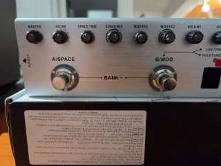 M-Wave TANK-B Pedalera Multiefectos Bajo