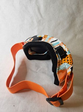 Gafas de esquí con diseño colorido