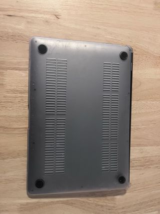 MacBook Air 13” 2020 8GB RAM