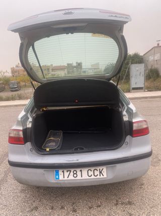 Renault Laguna 2003