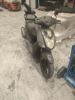 Moto Scooter Funcional