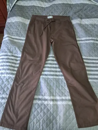 Pantalones marrones hombre
