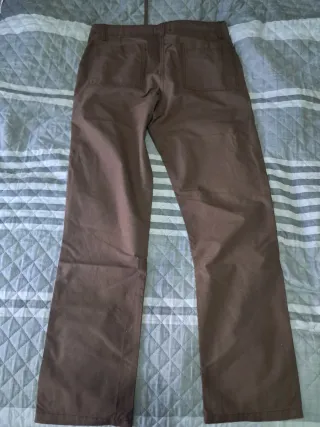 Pantalones marrones hombre