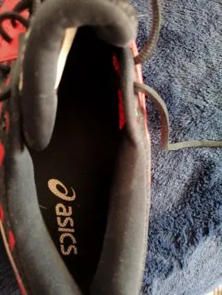 Scarpe da ginnastica uomo Asics rosse e nere