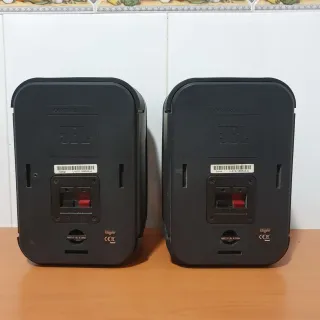 Altavoces JBL Control One (Negro)