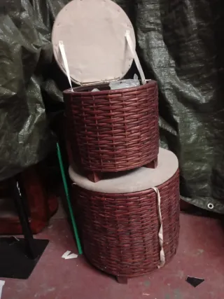 Taburete de almacenaje natural uno grande y peque