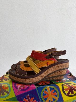 Sandálias The Art Company Castanho/Vermelho