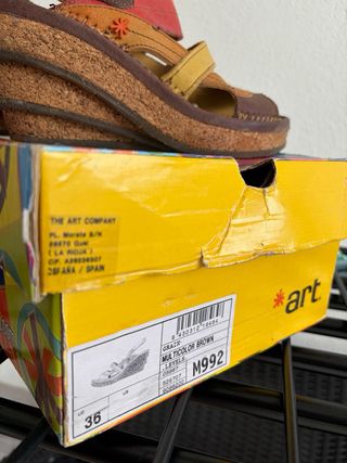 Sandálias The Art Company Castanho/Vermelho