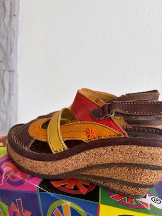 Sandálias The Art Company Castanho/Vermelho