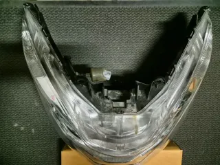 Faro Delantero Honda PCX 125 (2015)