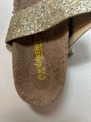 Sandalias doradas talla 40