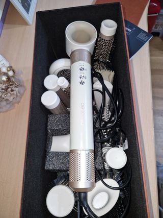 Secador Cecotec con accesorios