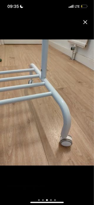 Burro Perchero Rigga Ikea Blanco con herramienta