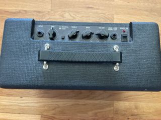 Guitarra Eléctrica Austin + Amplificador + Soporte