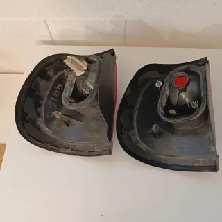 Pilotos Traseros Nissan Terrano 2