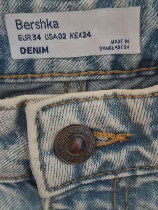 Pantalón vaquero desgastado azul