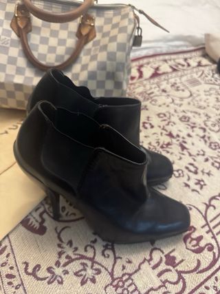 Sandalias Zara Talla 39con pedrería y mas