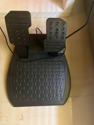 Volante Thrustmaster Ferrari T80 PS4/PS5